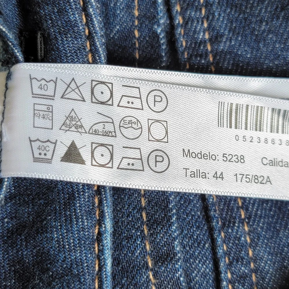 Zara/Massimo Dutti Denim Skirt, size 12 - Picture 13 of 16